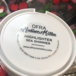 OFRA Makeup - OFRA COSMETICS
x Madison Sea Shimmer Highlighter OFRA Makeup - OFRA COSMETICS
x Madison Sea Shimmer Highlighter